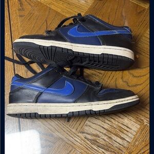 Nike Men's Black and Royal Blue Sneakers